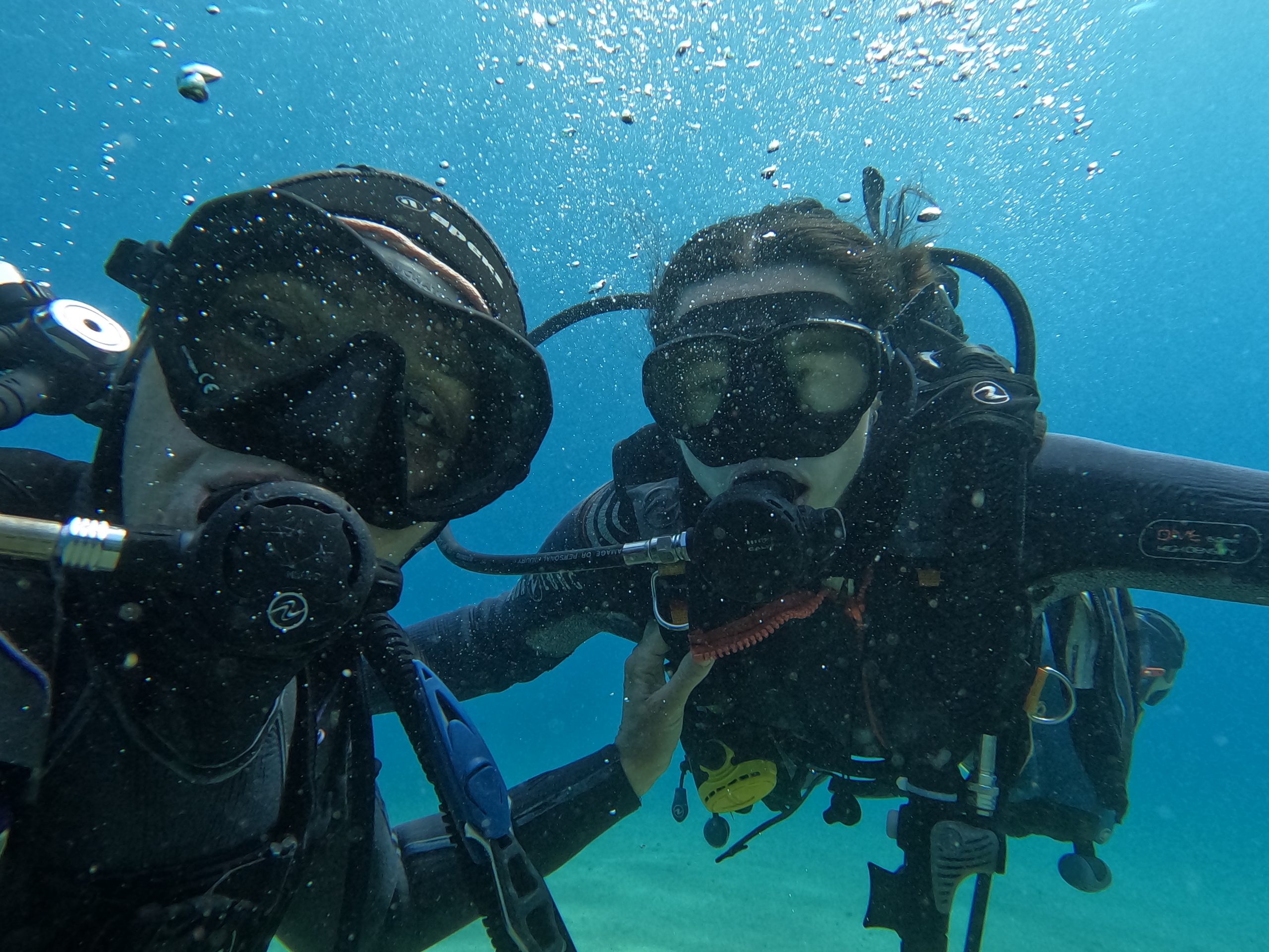 Instructrice baptême plongée Lanzarote CalimaDiving max 2 personnes